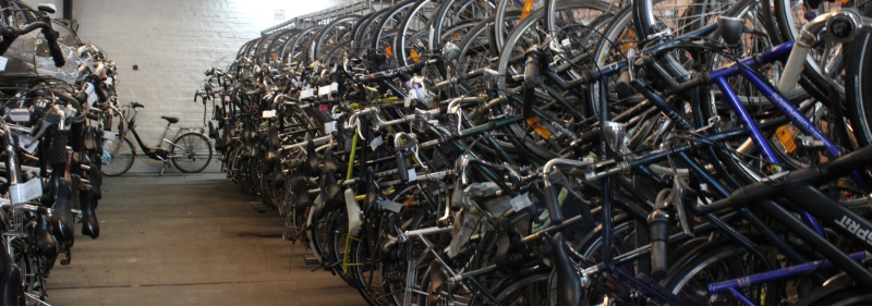 Fietsenstalling aan station Gent-Sint-Pieters